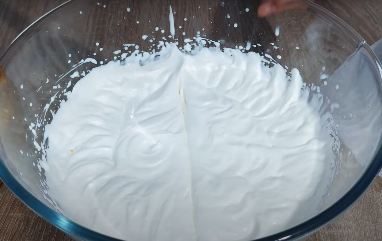 Морковный бисквит с кремом: рецепт вкусного воздушного десерта